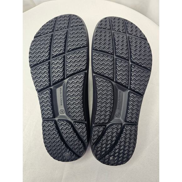 Club Room Men's Remy Thong Sandals Flip Flops Navy Size 9M NWT - Picture 6 of 6